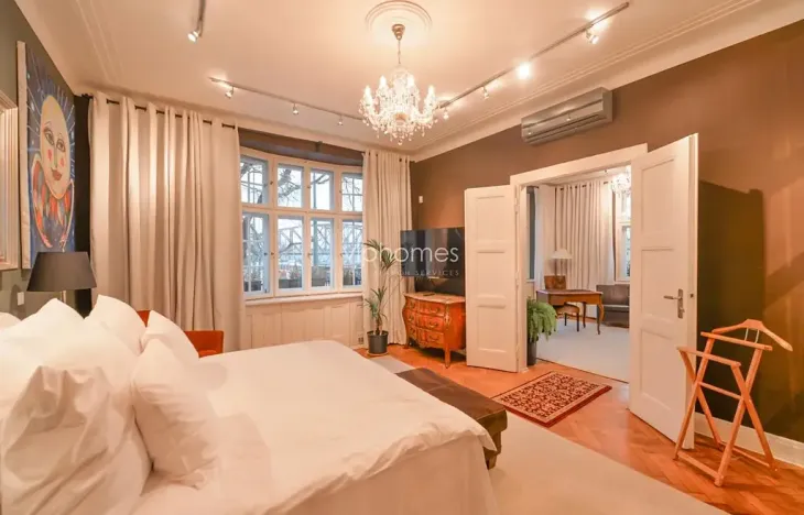 Pronájem bytu 4+1, Praha - Nové Město, Na hrobci, 180 m2