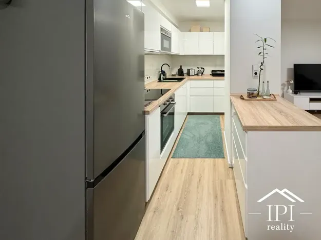 Pronájem bytu 2+kk, Praha - Bohnice, Gdaňská, 67 m2