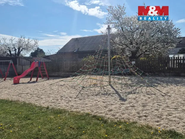 Prodej bytu 3+1, Trubín, Na Hrázi, 72 m2