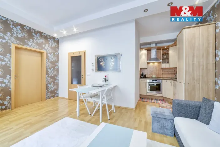 Pronájem bytu 2+kk, Mariánské Lázně, Dvořákova, 45 m2