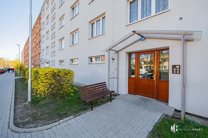 Prodej bytu 1+1, Odolena Voda, Komenského, 35 m2