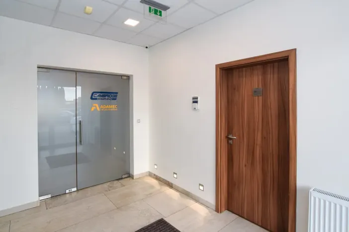 Pronájem kanceláře, Praha - Horní Počernice, Plkovská, 112 m2