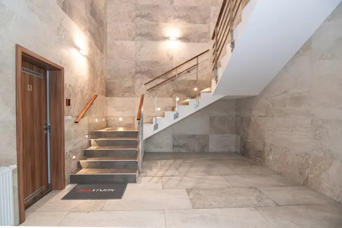 Pronájem kanceláře, Praha - Horní Počernice, Plkovská, 112 m2