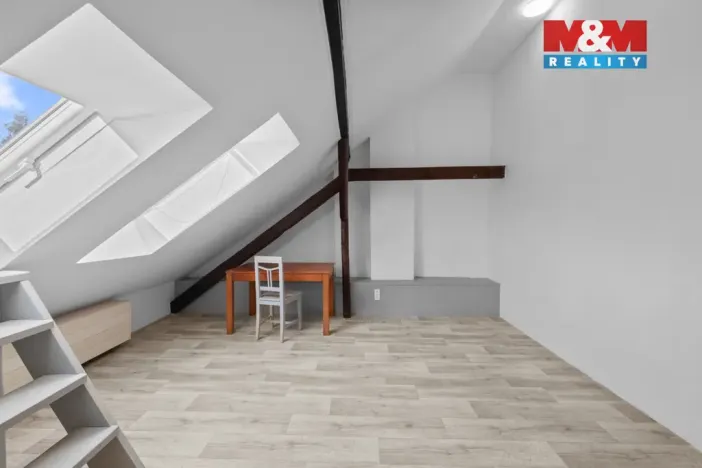 Pronájem bytu 2+kk, Velvary, Chržínská, 78 m2