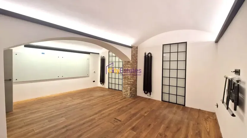 Prodej bytu 2+1, Praha - Smíchov, Janáčkovo nábřeží, 85 m2