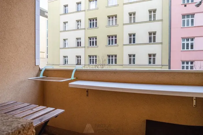 Pronájem bytu 2+kk, Brno, Burešova, 53 m2