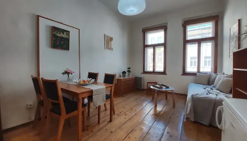 Pronájem bytu 2+kk, Praha, Nuselská, 30 m2
