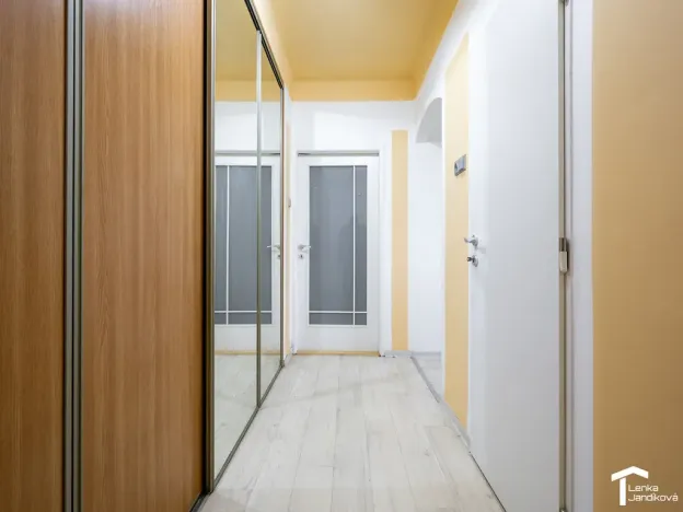 Pronájem bytu 1+1, Pardubice - Bílé Předměstí, Ke Kamenci, 40 m2