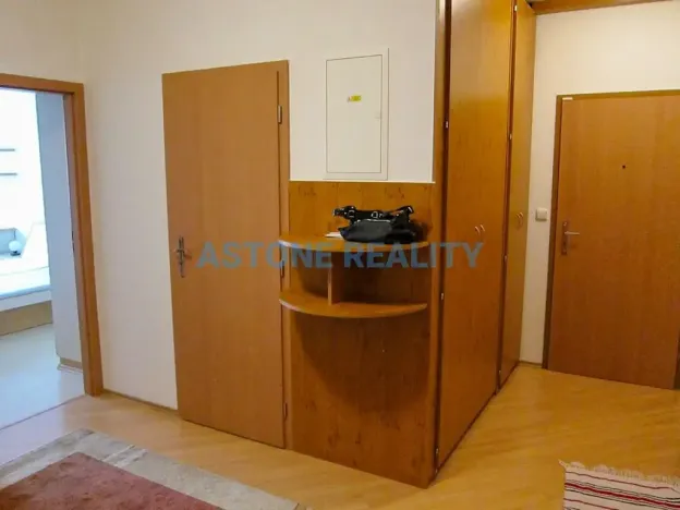 Pronájem bytu 2+kk, Praha - Košíře, Naskové, 65 m2