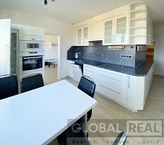 Pronájem bytu 3+1, Telč, Radkovská, 74 m2