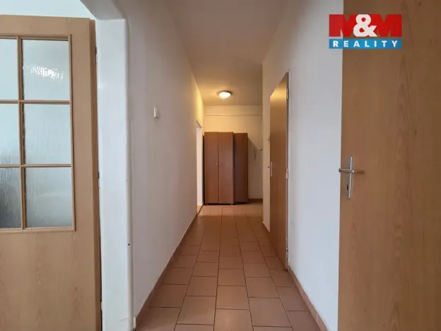 Pronájem bytu 2+1, Nová Role, Tovární, 60 m2