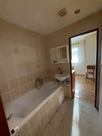 Prodej bytu 3+1, Pardubice, Varšavská, 62 m2