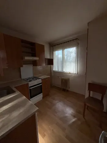 Prodej bytu 3+1, Pardubice, Varšavská, 62 m2