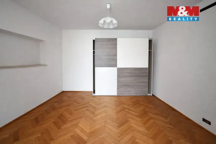 Pronájem bytu 2+1, Horažďovice, Mírové náměstí, 70 m2