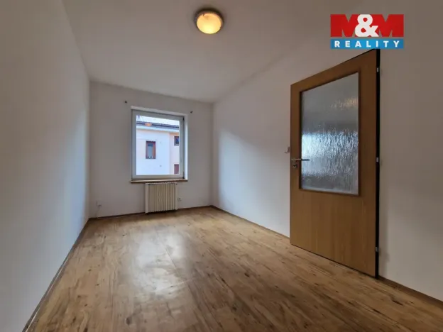 Pronájem bytu 2+1, Úpice, Spojenců, 50 m2