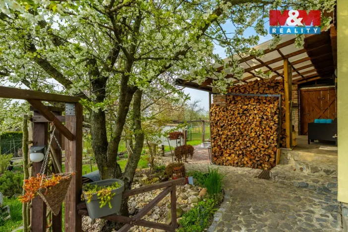 Prodej chaty, Vinařice, 40 m2