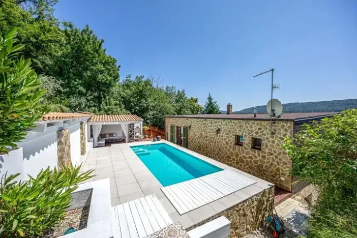 Prodej rodinného domu, Dobřichovice, 322 m2