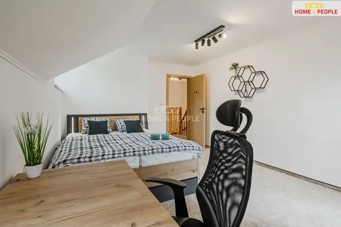 Prodej rodinného domu, Stanovice, 200 m2