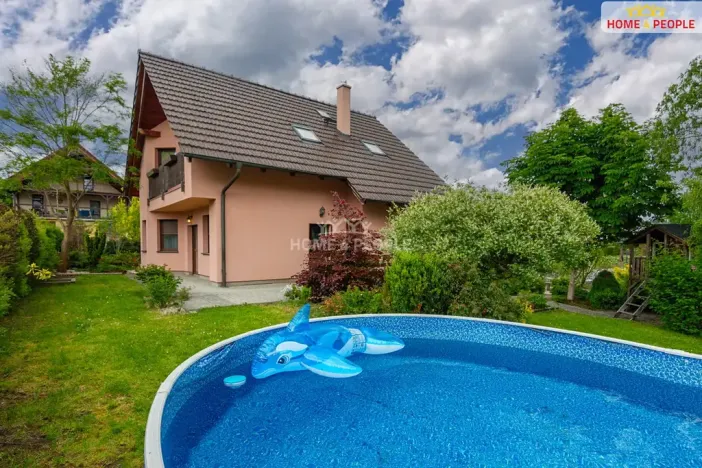 Prodej rodinného domu, Stanovice, 200 m2