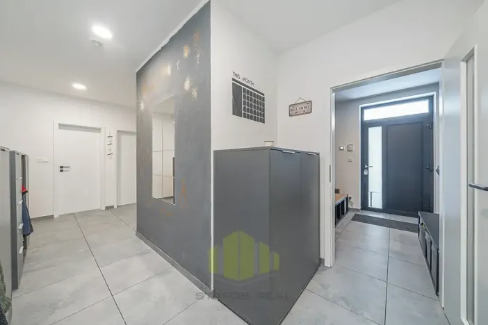 Prodej rodinného domu, Ústín, 128 m2