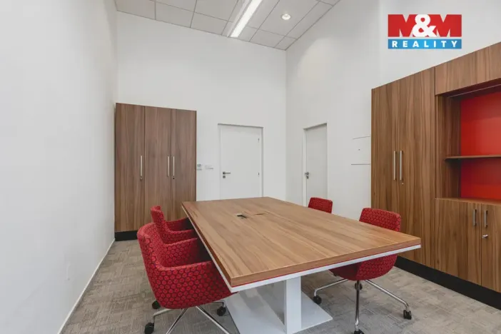 Pronájem kanceláře, Klatovy - Klatovy I, nám. Míru, 396 m2