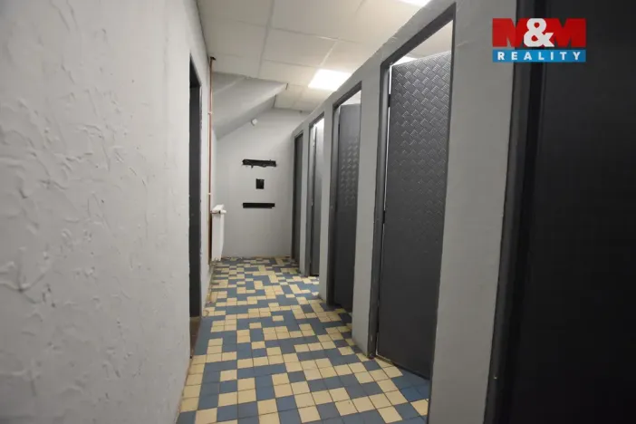 Pronájem restaurace, Holice, Smetanova, 220 m2