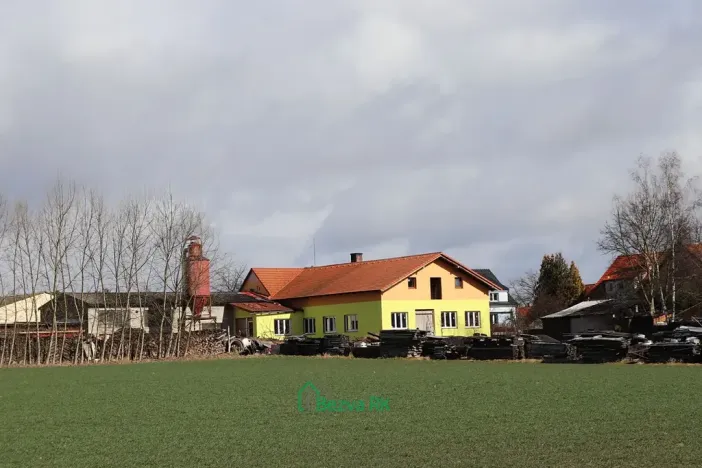 Prodej výrobních prostor, Čimelice, 1924 m2