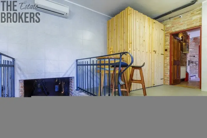 Prodej ubytování, Březí, Na štěrkách, 333 m2