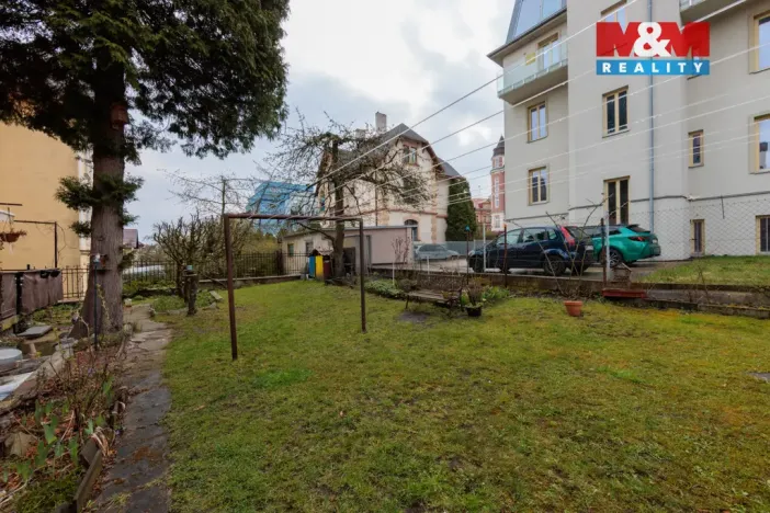 Prodej bytu 3+1, Karlovy Vary - Drahovice, Americká, 92 m2