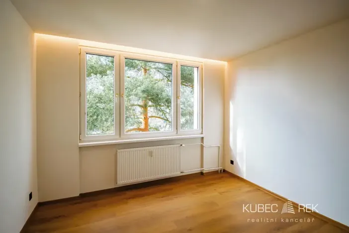 Pronájem bytu 2+1, Jindřichův Hradec, sídliště U Nádraží, 49 m2