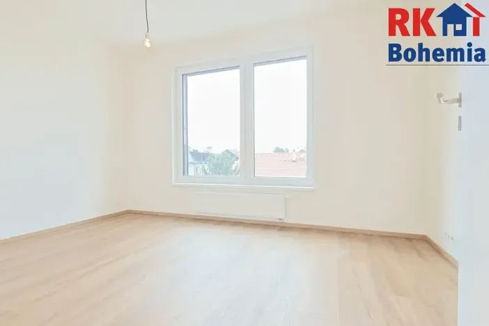 Pronájem bytu 2+kk, Praha - Kamýk, Hodkovická, 56 m2