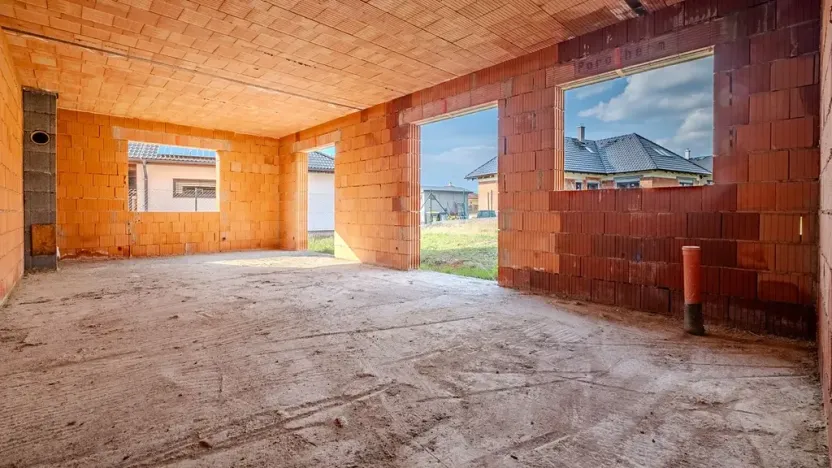 Prodej rodinného domu, Křinec, Spojovací, 355 m2