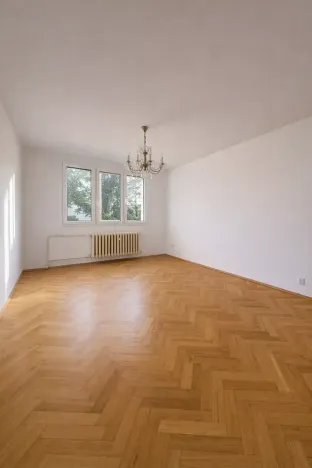 Pronájem bytu 3+1, Karlovy Vary, Gagarinova, 83 m2