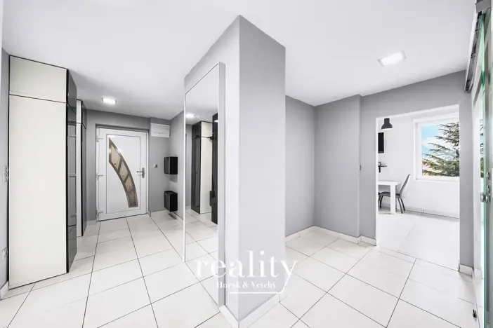 Prodej bytu 3+kk, Dyjákovice, 81 m2