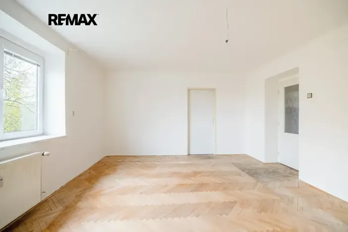 Prodej bytu 2+1, Praha - Dejvice, Na viničních horách, 58 m2