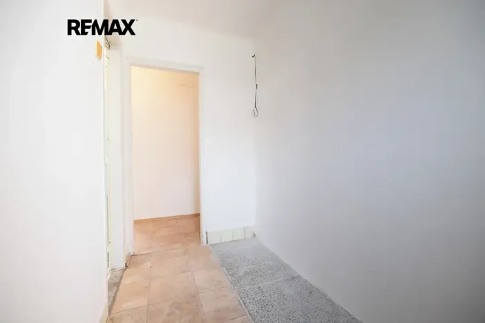 Prodej bytu 2+1, Praha - Dejvice, Na viničních horách, 58 m2