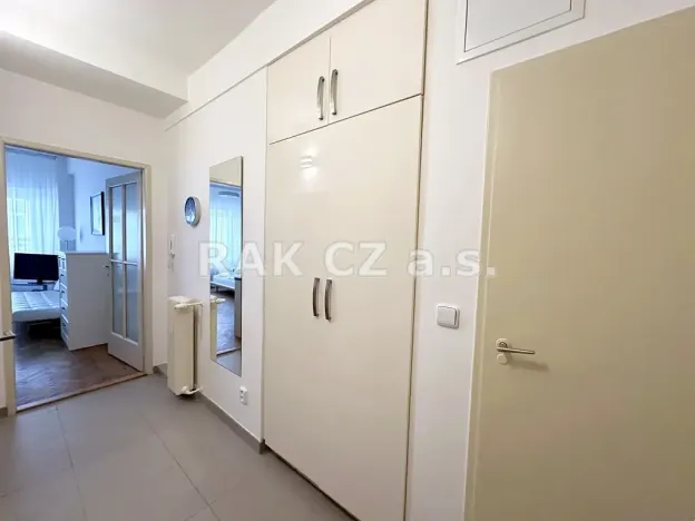 Pronájem bytu 1+kk, Praha - Nové Město, Truhlářská, 32 m2