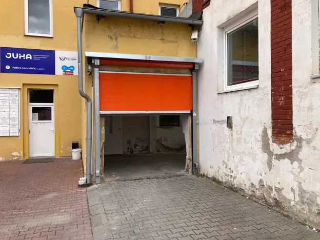 Pronájem skladu, Brno, Valchařská, 371 m2