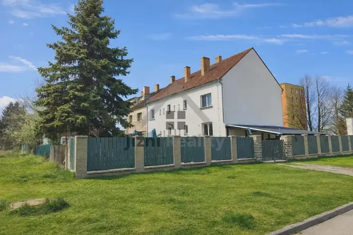 Prodej činžovního domu, České Velenice, Komenského, 450 m2