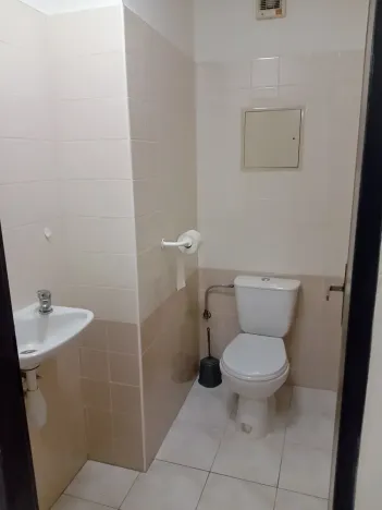 Pronájem bytu 2+kk, Karlovy Vary, Moravská, 82 m2