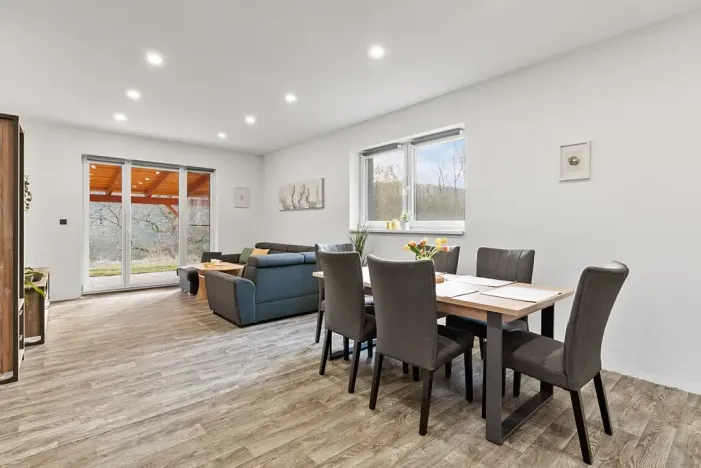 Prodej rodinného domu, Hrdlořezy, 126 m2