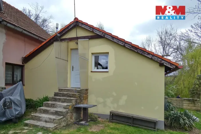 Pronájem bytu 1+1, Červené Pečky, Dobešovice, 40 m2