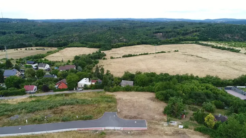Prodej pozemku pro bydlení, Černolice, 1003 m2