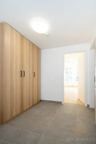 Pronájem bytu 2+kk, Praha - Vysočany, Smržových, 55 m2
