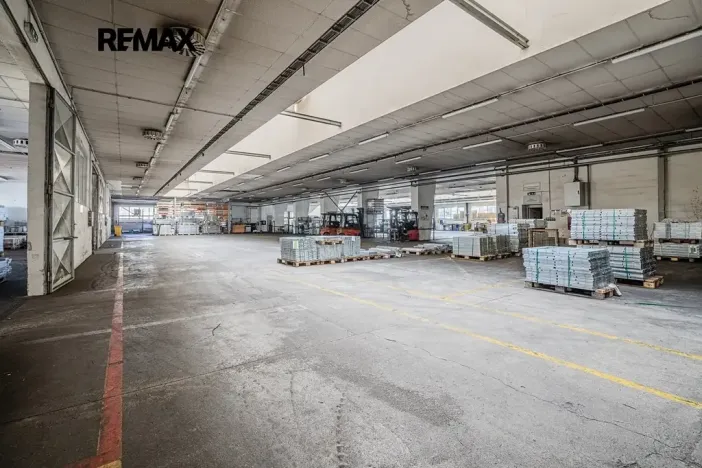 Prodej skladu, Plzeň, Dopravní, 9469 m2