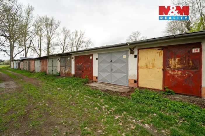 Prodej garáže, Šternberk, Závodní, 18 m2