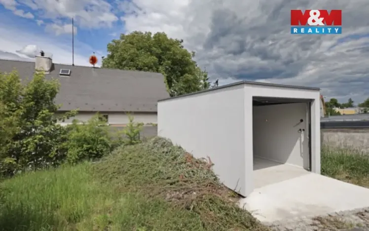 Pronájem garáže, Karlovy Vary, 22 m2