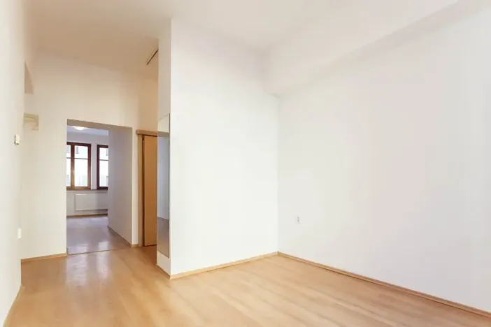 Pronájem bytu 2+kk, České Budějovice, Otakarova, 38 m2