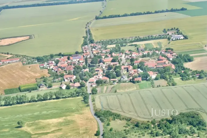 Prodej pole, Černuc, 7167 m2
