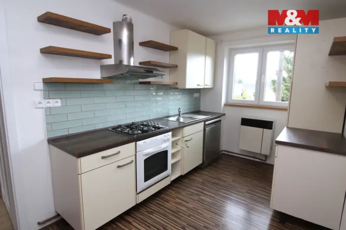 Prodej bytu 2+1, Benešov, Ladova, 54 m2